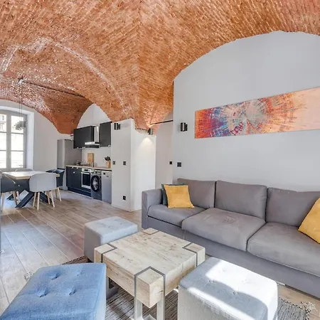 Superbe Au Coeur Du Vieux ! * Nice